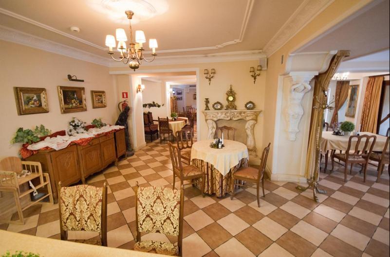 Hotel Maria Helena Szczawno-Zdroj Extérieur photo